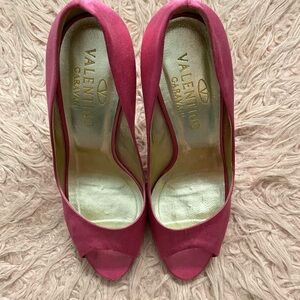 Valentino Garavani Fuchsia Suede Peep-Toe Pumps